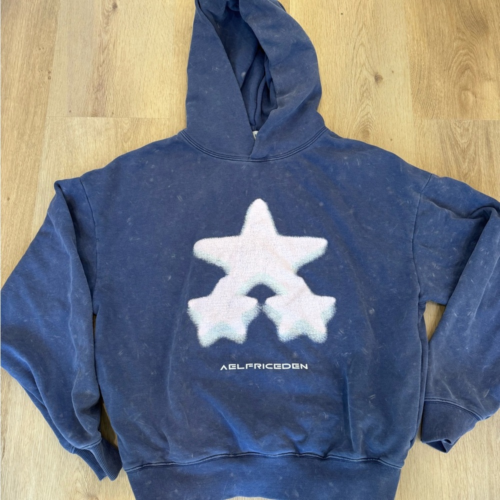 Aelfric Eden Navy Hoodie with Star Motif